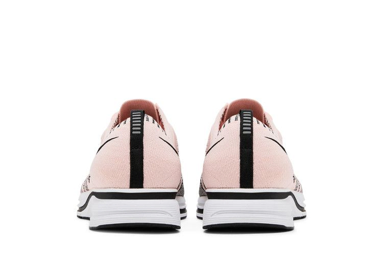 Кроссовки Nike Flyknit Trainer 2017 'Sunset Tint'