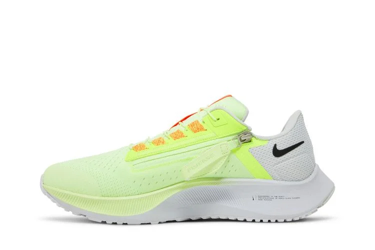 Кроссовки Nike Air Zoom Pegasus 38 FlyEase Extra Wide 'Barely Volt'