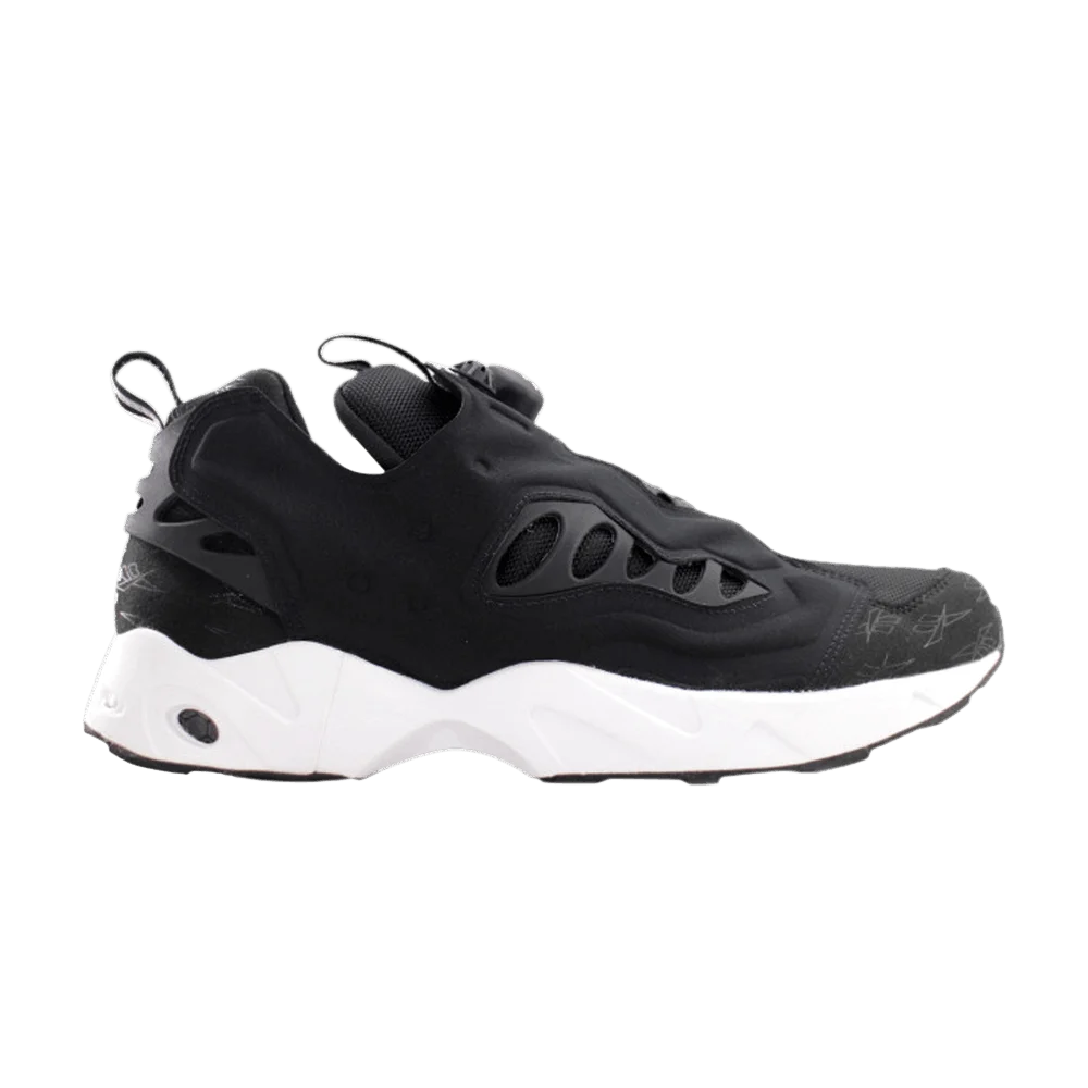 Krossovki-Mastermind-Japan-x-Reebok-Pump-Fury-Road-Black