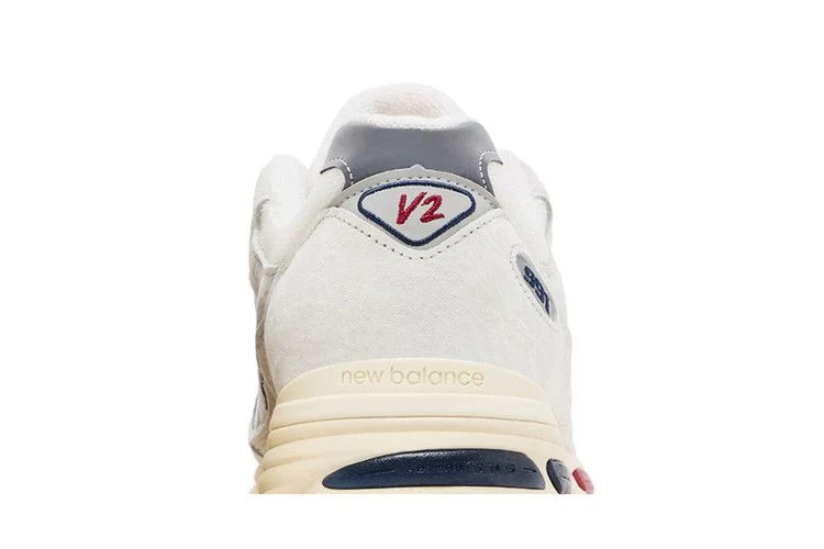Кроссовки New Balance 991v2 Made in England 'Vintage Sport Pack - White'