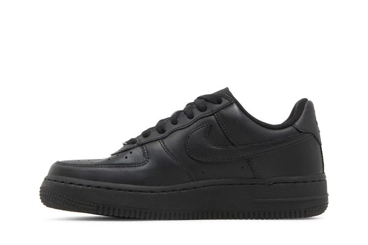 Krossovki-Nike-Air-Force-1-Low-GS-Triple-Black-2