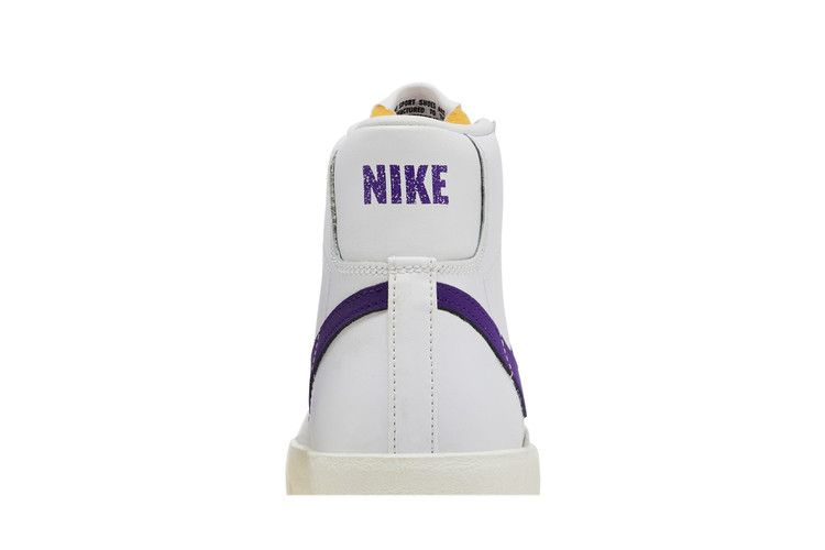 Кроссовки Nike Wmns Blazer '77 Vintage Mid 'Voltage Purple'
