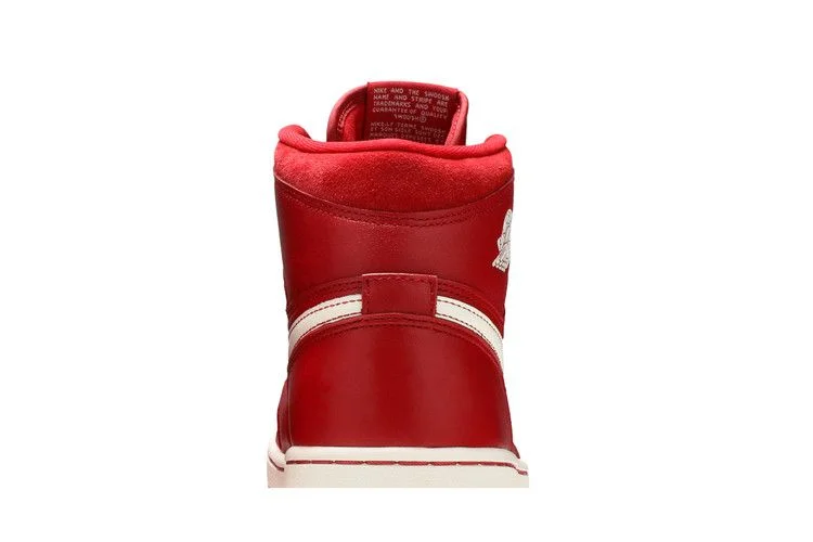 Кроссовки Air Jordan 1 Retro High OG 'Gym Red'