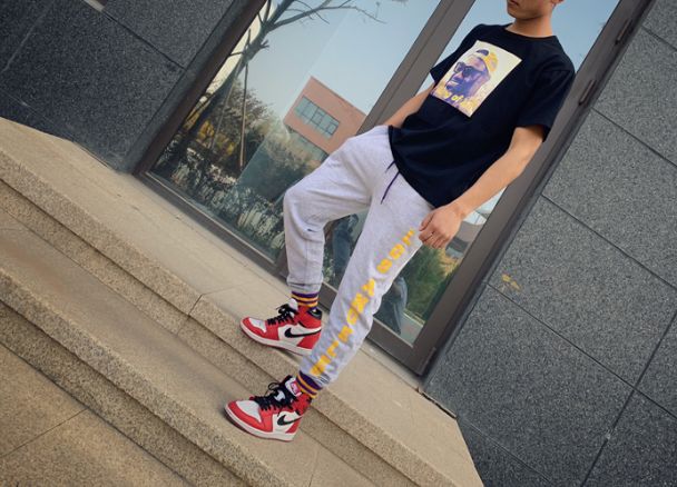 2019-Los-Angeles-Lakers-Pants-Grey-12