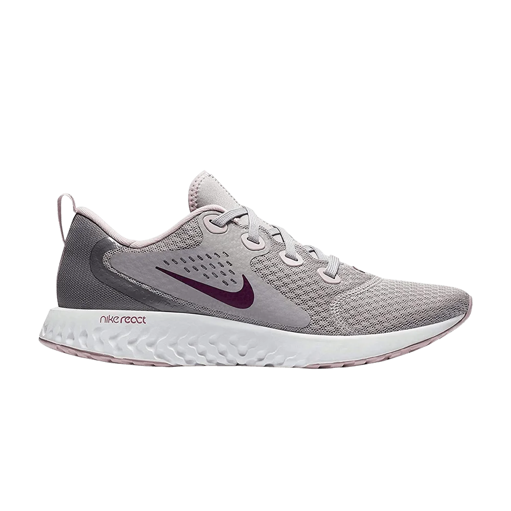 Кроссовки Nike Wmns Legend React 'Atmosphere Grey True Berry'