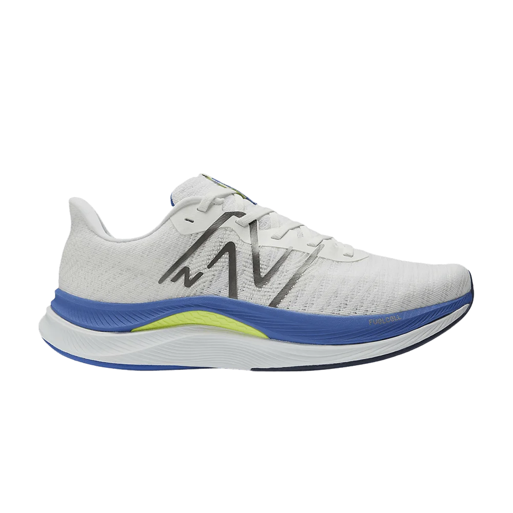 Krossovki-New-Balance-FuelCell-Propel-v4-2E-Wide-White-Marine-Blue
