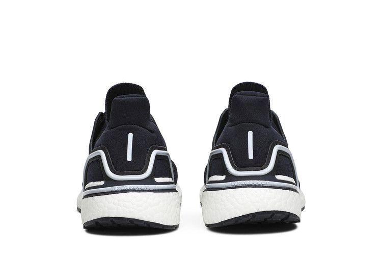 ultraboost-2020-super-bowl-liv-fw5669_05