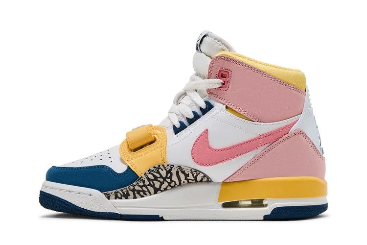 Кроссовки Air Jordan Legacy 312 GS 'White Coral French Blue'