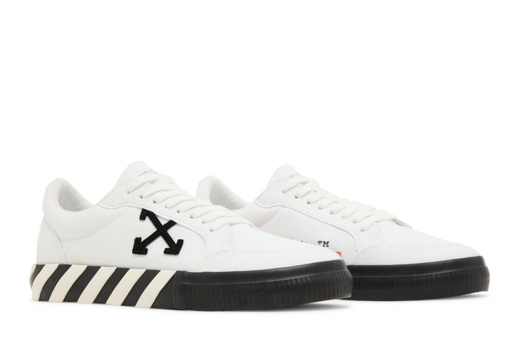 off-white-vulc-sneaker-white-black-ice-omia085c99fab006-0110_07
