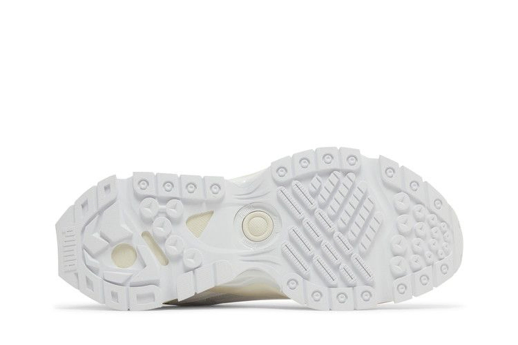 nano-odyssey-white-deep-dive-388608-05_03