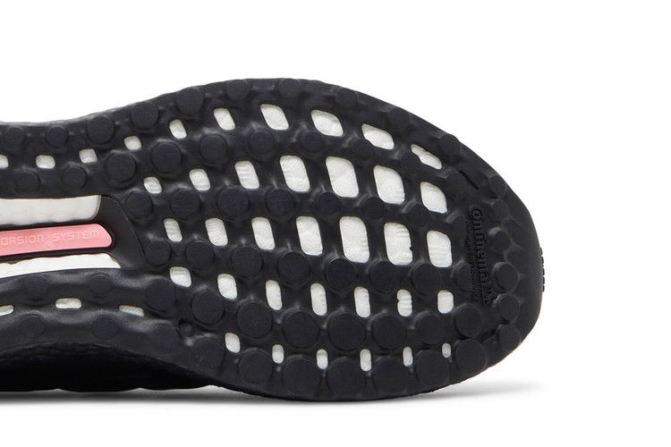 wmns-ultraboost-5-0-dna-triple-black-gv8743_04