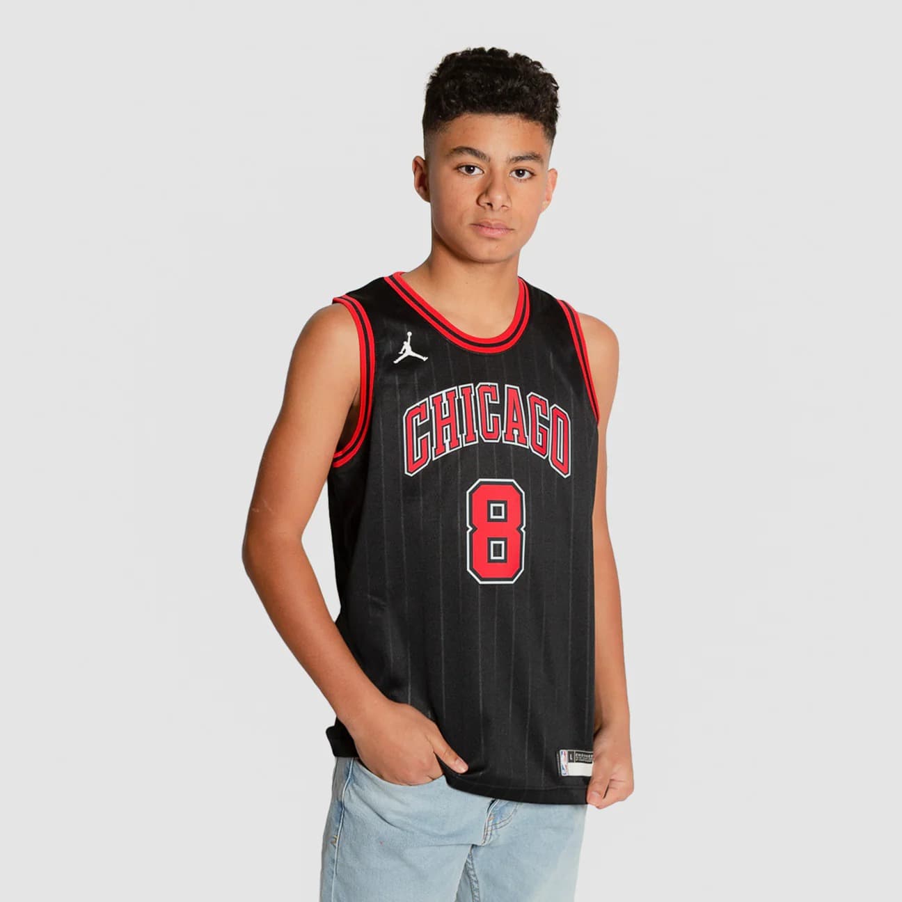 Баскетбольная джерси 2022-23 Chicago Bulls Zach Lavine #8 Youth Swingman Statement Edition Black Jersey