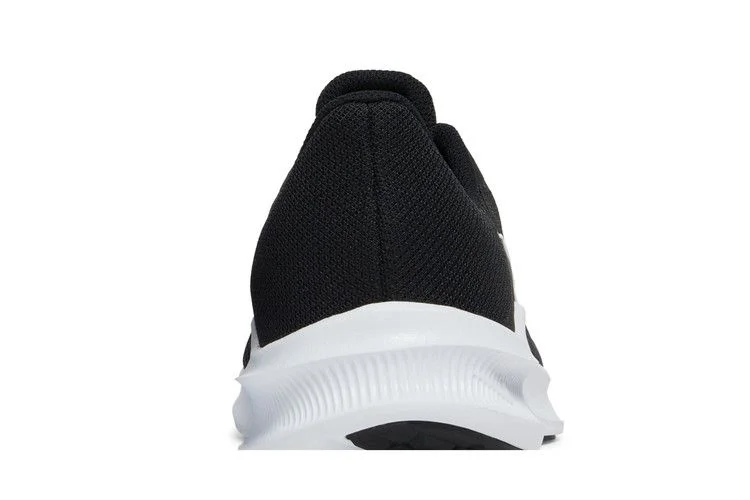 Krossovki-Nike-Downshifter-11-Extra-Wide-Black-White-6