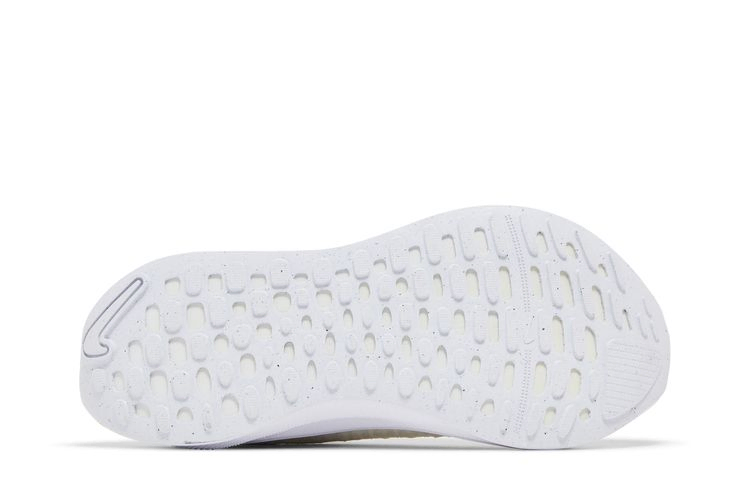 wmns-reactx-infinity-run-4-triple-white-dr2670-103_03