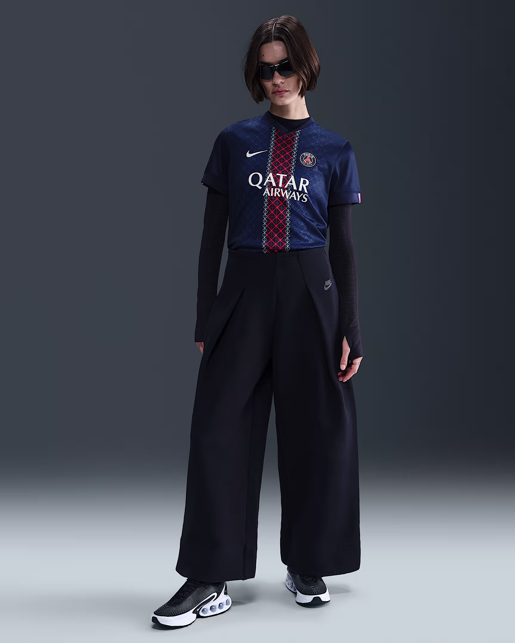 Женское футбольное джерси Paris Saint-Germain 2025/26 Stadium Home