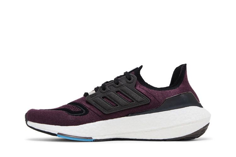 ultraboost-22-shadow-maroon-gy7289_02