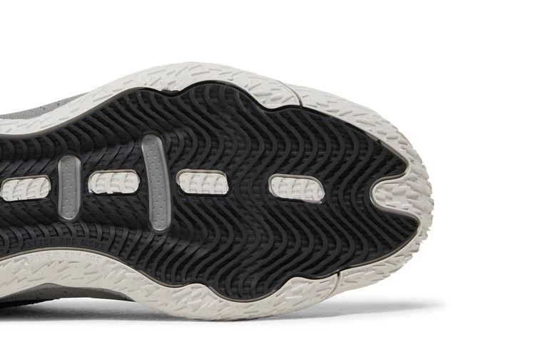 Кроссовки adidas Dame 8 'Bridge City'