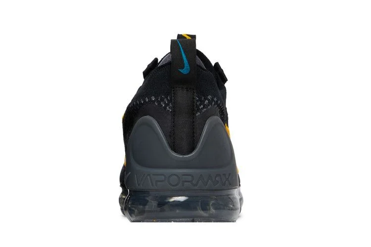 Кроссовки Nike Air VaporMax 2021 Flyknit 'Black University Gold'