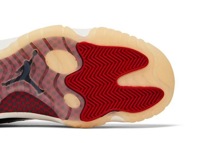 Кроссовки Air Jordan 11 Retro 'Rare Air'