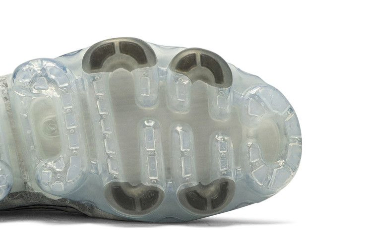 wmns-air-vapormax-2019-vast-grey-cd7094-001_04