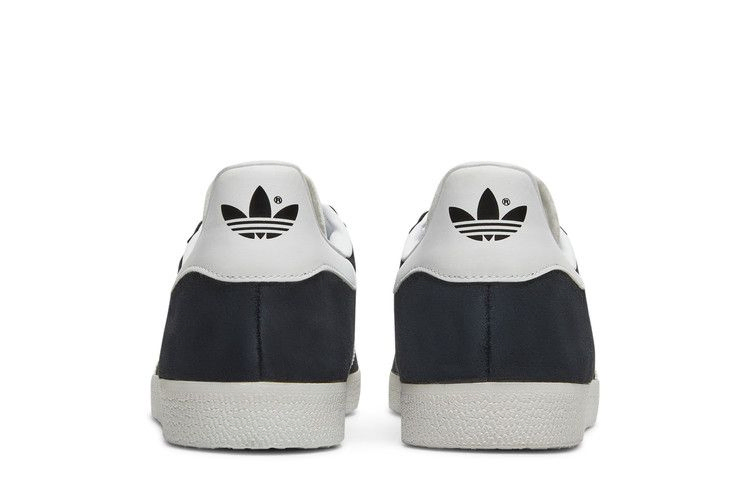 gazelle-shoes-032622_05