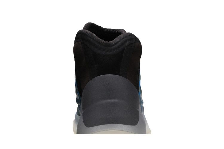 yeezy-quantum-infants-frozen-blue-gz8870_06