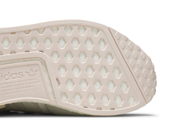 wmns-nmd_r1-chalk-white-fw6432_04