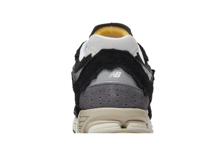 Кроссовки New Balance 2002R 'Protection Pack - Black Grey'