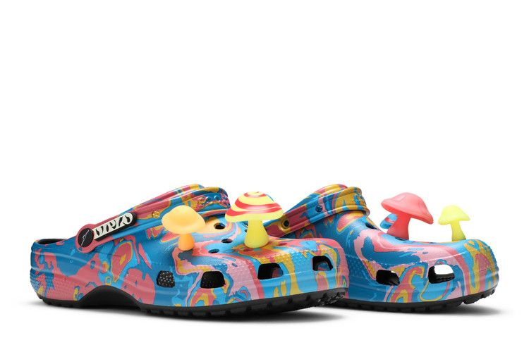 diplo-x-classic-clog-take-a-walk-on-the-weird-side-207379-90h_07