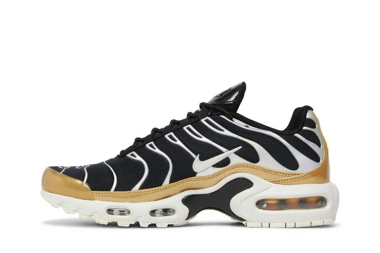 Кроссовки Nike Wmns Air Max Plus 'Black Gold'