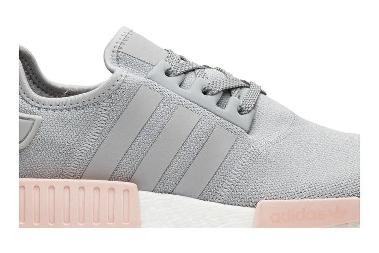 Кроссовки Adidas Wmns NMD_R1 'Light Onix'