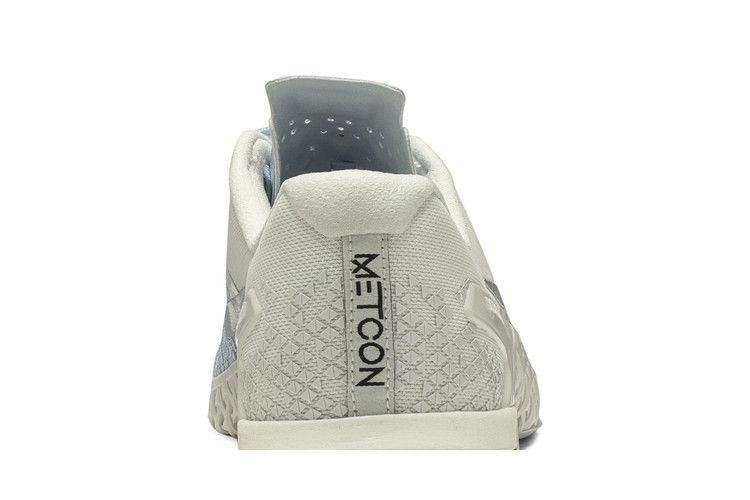 Кроссовки Nike Wmns Metcon 4 XD MTLC 'Half Blue'