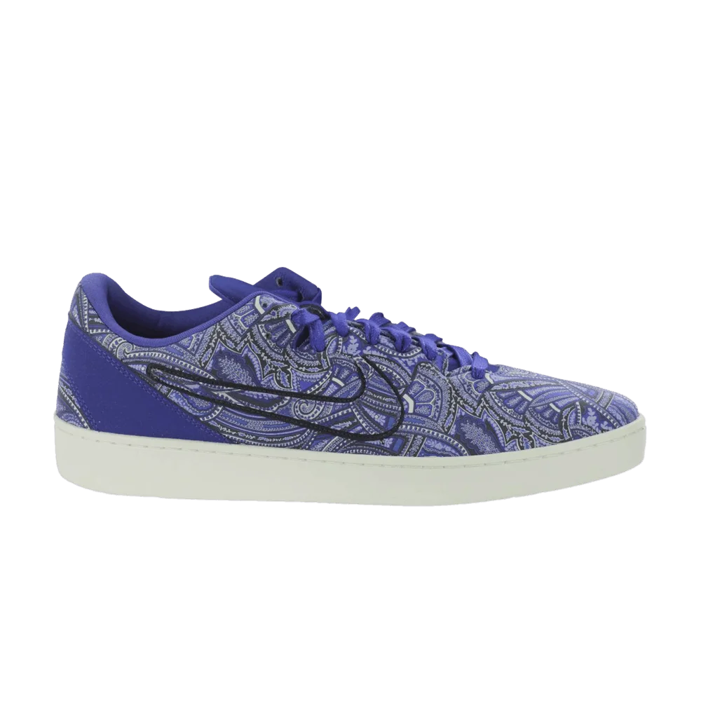 Krossovki-Nike-Kobe-8-NSW-Lifestyle-LE-Paisley