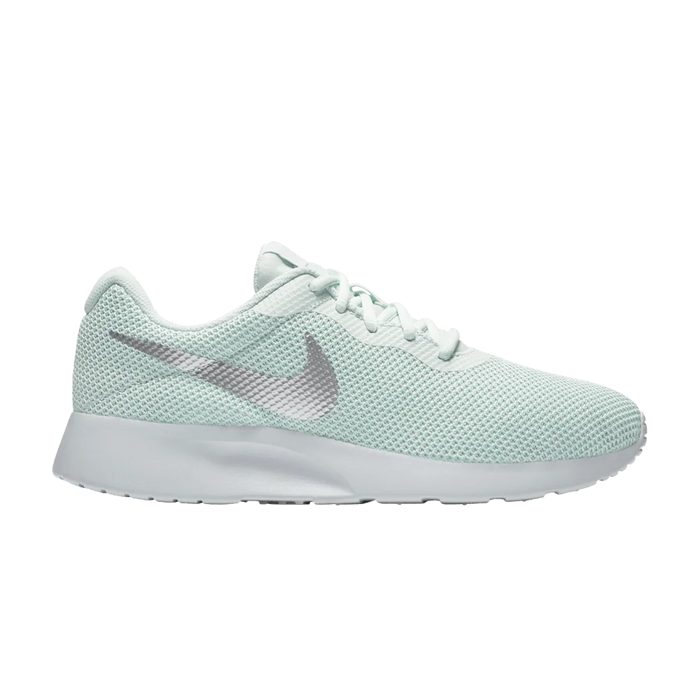 Krossovki-Nike-Wmns-Tanjun-Igloo-Metallic-Platinum