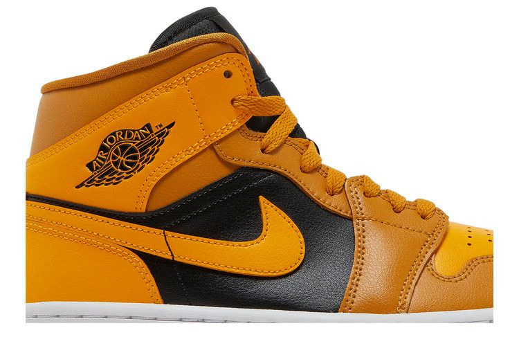 Кроссовки Wmns Air Jordan 1 Mid 'Chutney'