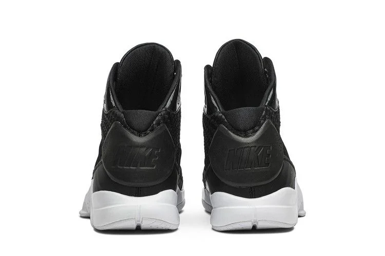 Krossovki-Nike-Hyperdunk-Lux-Black-White-5