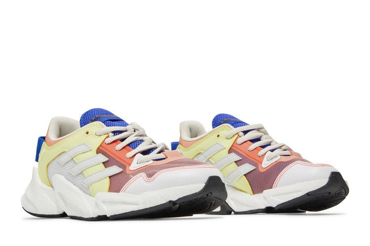 karlie-kloss-x-wmns-x9000-ambient-blush-multi-s24028_07