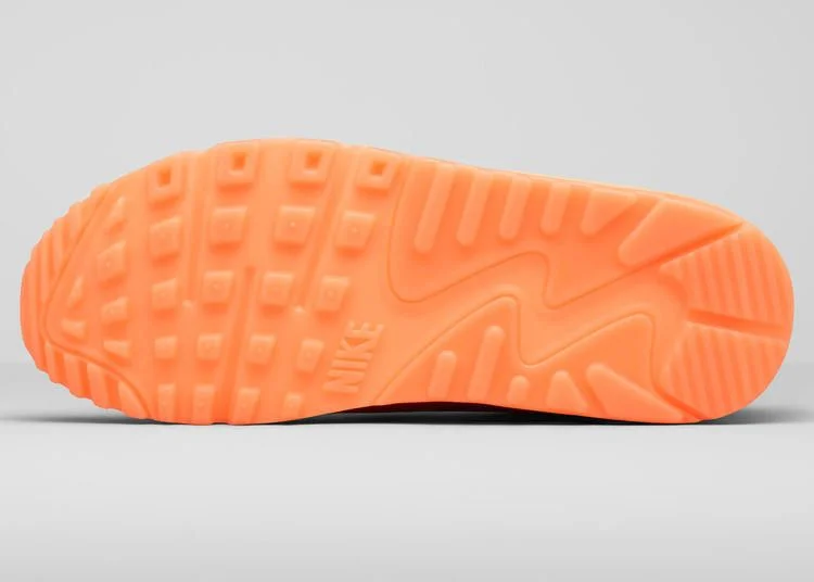 Krossovki-Nike-Wmns-Air-Max-90-HYP-Aperitivo-3