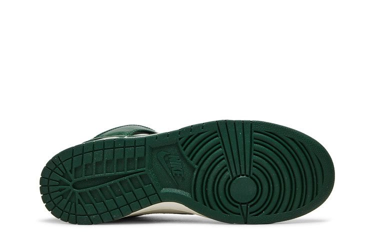 dunk-high-gorge-green-317982-119_03
