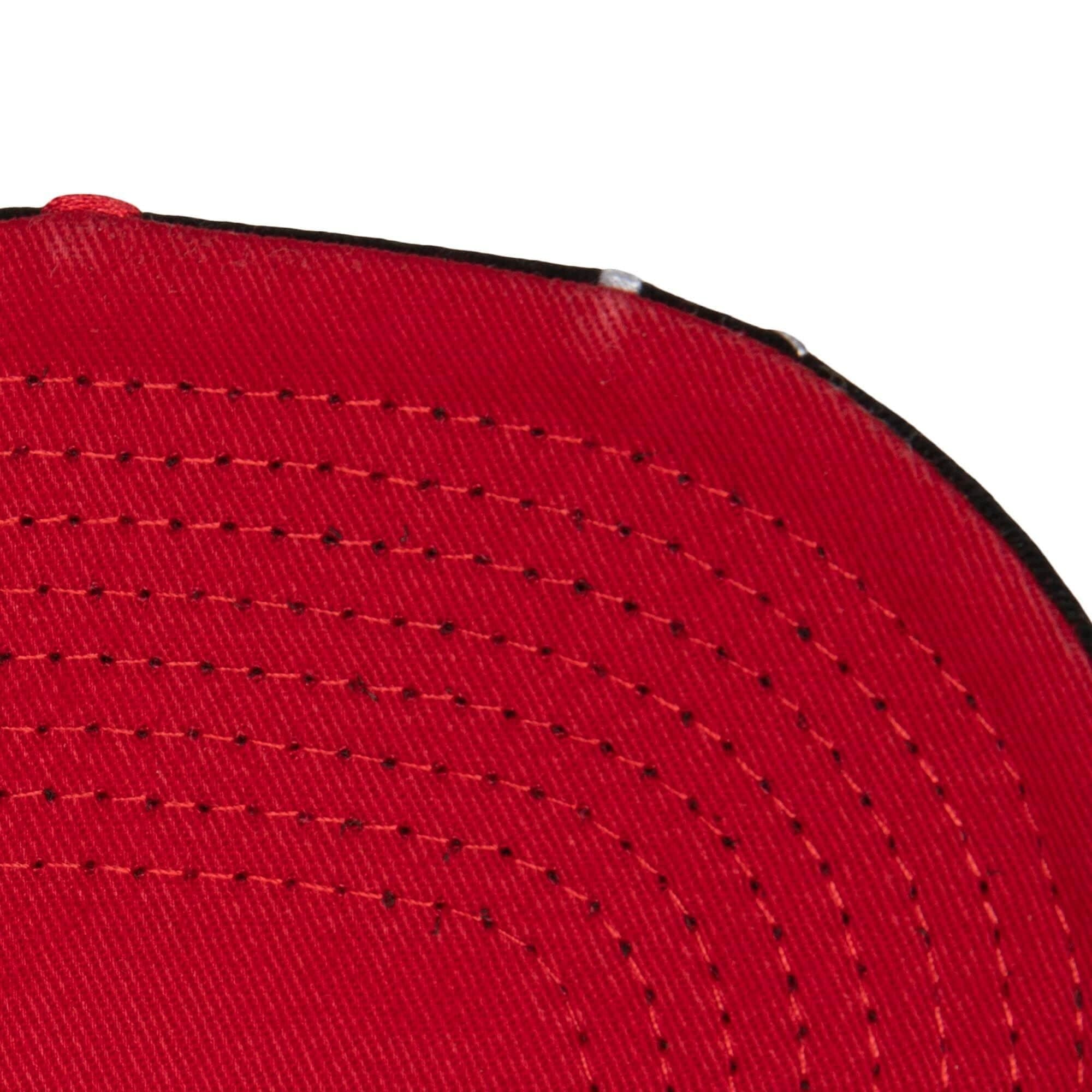 Бейсболка Mitchell & Ness Burst Deadstock Snapback HWC Miami Heat Hat