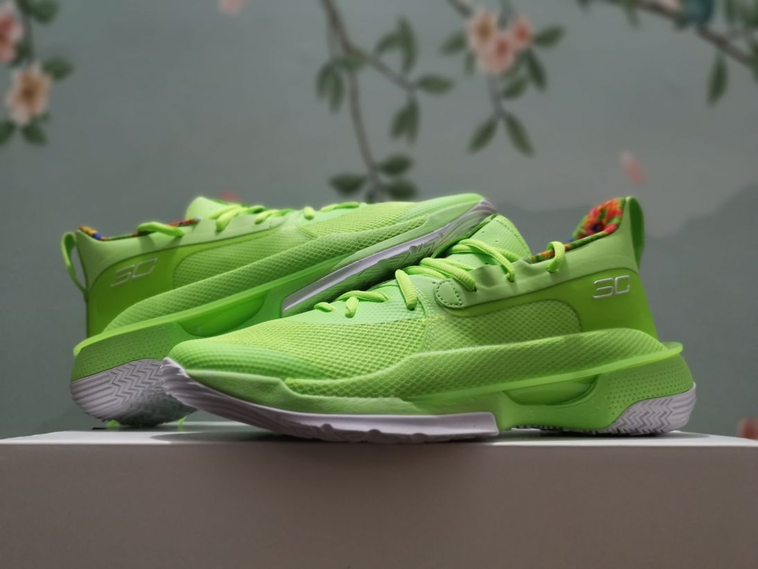 Кроссовки Sour Patch Kids x Under Armour Curry 7 Lime