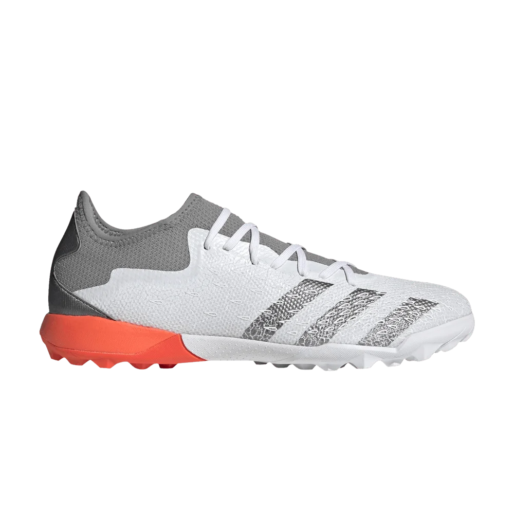 Krossovki-Adidas-Predator-Freak.3-TF-Demonscale-White-Solar-Red