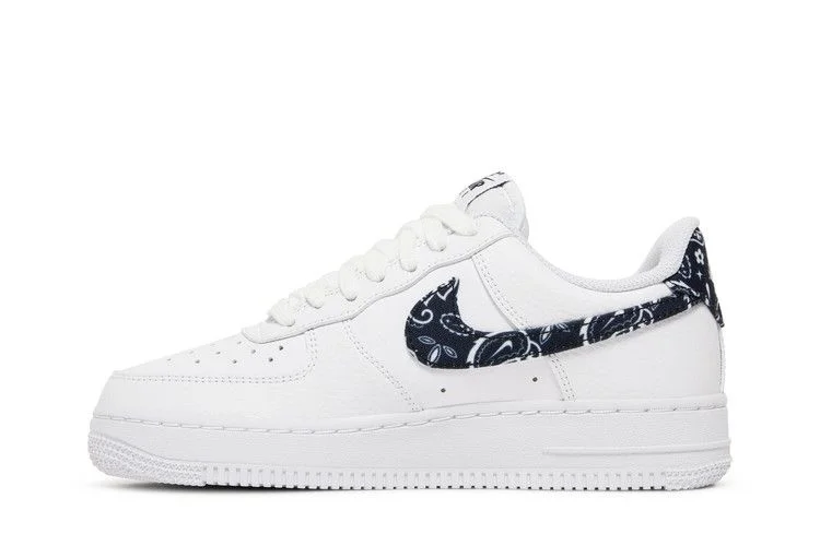 Кроссовки Nike Wmns Air Force 1 '07 Essentials 'Black Paisley'