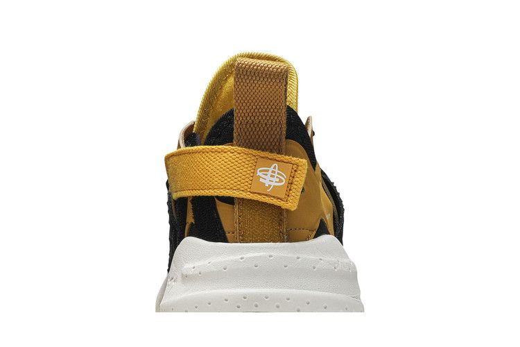 Кроссовки Nike Huarache Type 'Golden'