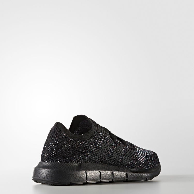 Кроссовки Adidas Swift Run Primeknit 'Black Multicolor'
