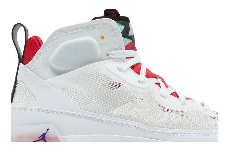 Кроссовки Air Jordan 37 'Hare'