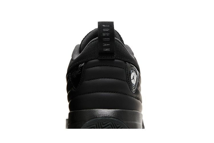 jordan-max-aura-6-black-anthracite-fq8298-001_06
