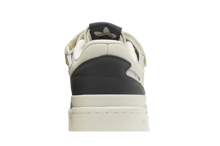 forum-84-low-off-white-green-hq6938_06