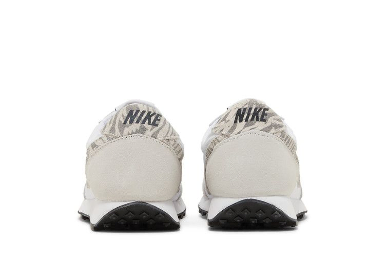 wmns-daybreak-se-zebra-print-dm3346-101_05