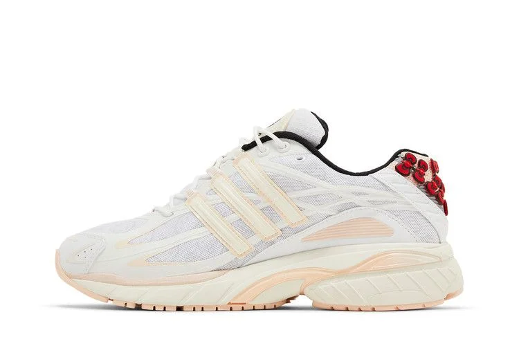 Кроссовки Hello Kitty x adidas Wmns Adistar Cushion '50th Anniversary'